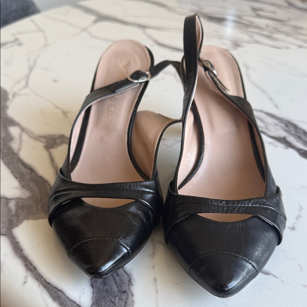 Chic Black Slingback Heels